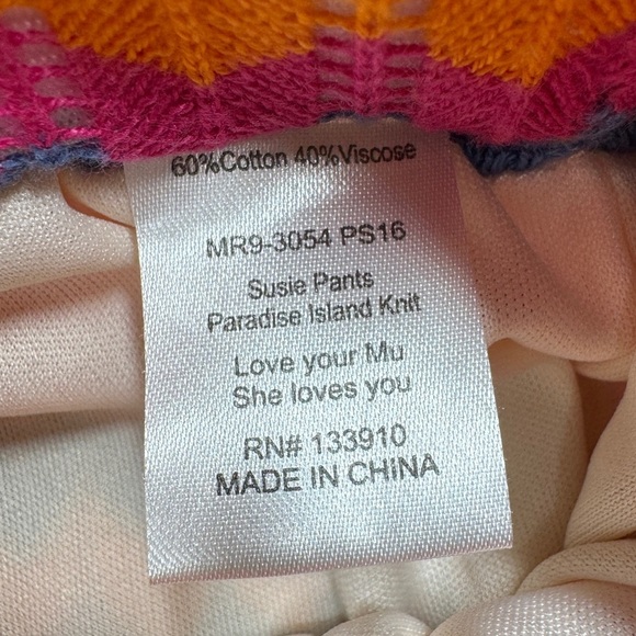 Show Me Your Mumu Susie Flare Leg Pants in Paradise Island Hippie Knit Size XS - Picture 16 of 16